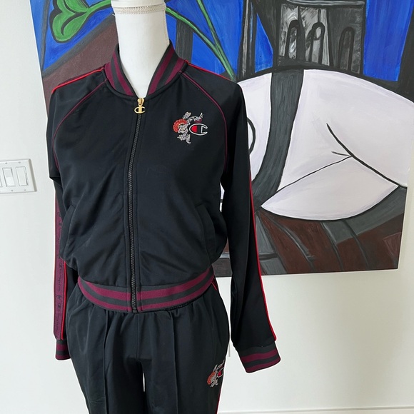 Champion Women’s Block Floral Logo Tracksuit Jacket and Pants size S-XS - Picture 2 of 16